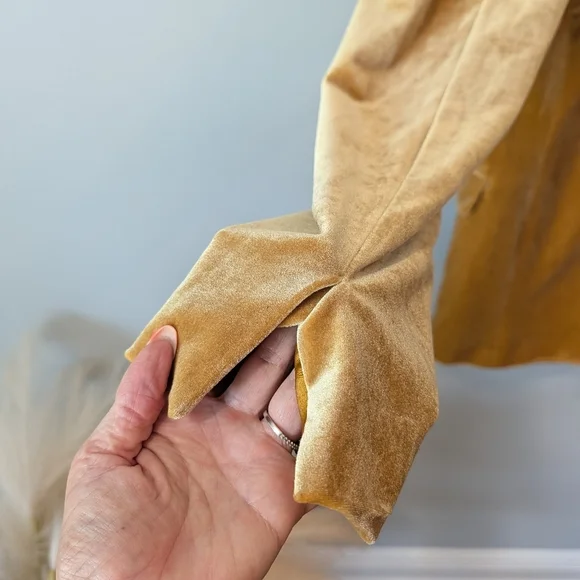 Blank NYC Mustard Yellow Women's Velvet Double-Breasted Jacket Sz M - Picture 4 of 7